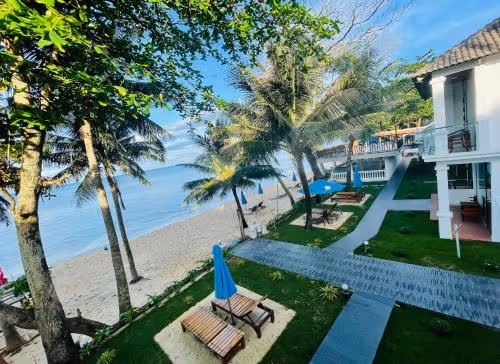 Deluxe Bungalow - Beachfront