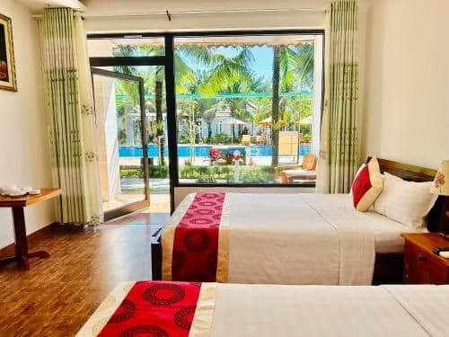 Deluxe Bungalow with Pool View