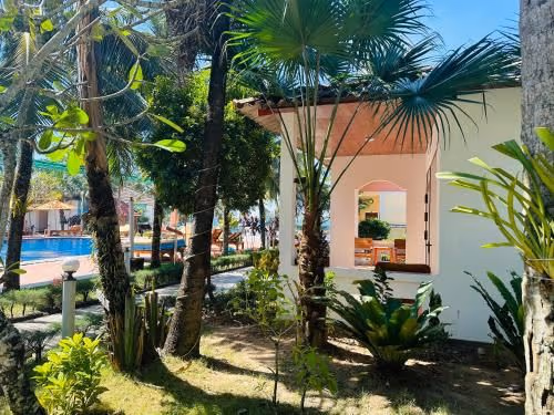 Deluxe Bungalow with Pool View