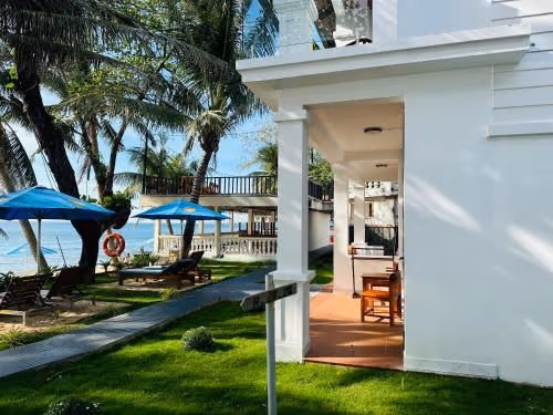 Deluxe Bungalow - Beachfront