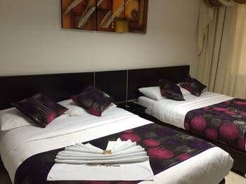 Hotel Imperio la 163