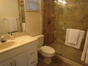 3 Bedroom Duplex with Ocean View0