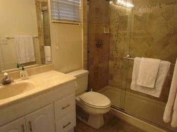 3 Bedroom Duplex with Ocean View 3 Bedroom Duplex with Ocean View
