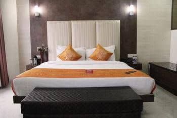 OYO Premium Vidhan Shabha Dehradun OYO Premium Vidhan Shabha Dehradun