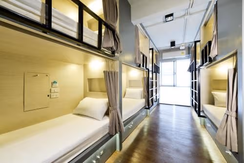 Single Bed Bed Cube in Women-Only Dormitory