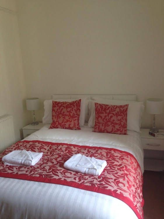 Ailsa Guest House4