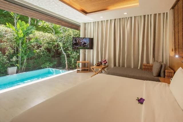 VILLA DELUXE