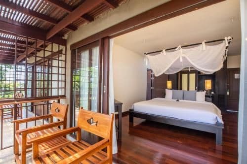 Superior Double or Twin Room with One-Way Airport Transfer
