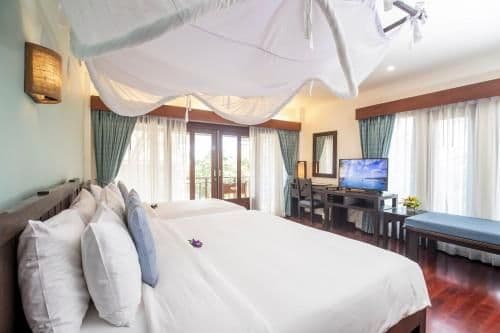 Superior Double or Twin Room with One-Way Airport Transfer