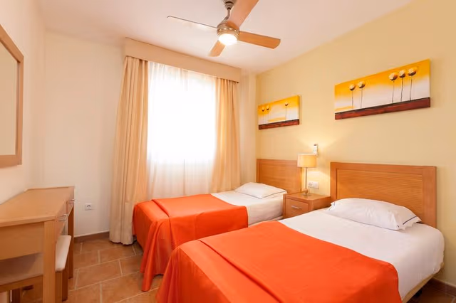 APARTMENT CAPACITY 4 TWO BEDROOMS