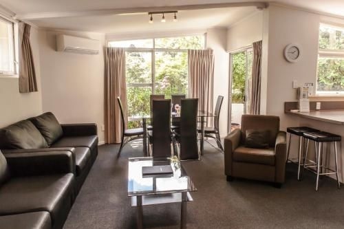 แอชลี่ คอร์ท โมเต็ล (Ashleigh Court Motel)3