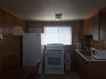 Waters Edge Motel