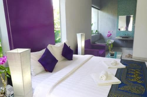 Deluxe Double With Balcony - Free Pick Up Service