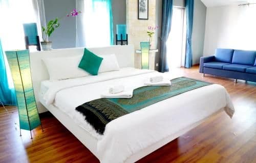Deluxe Suite with Balcony