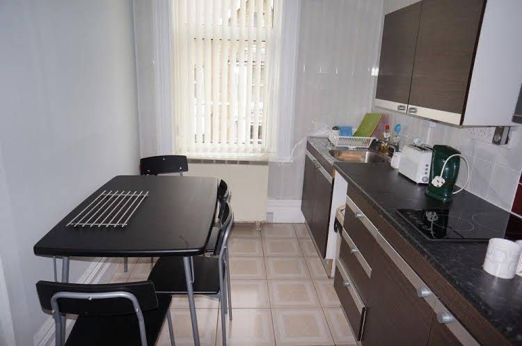 Shores Holiday Apartments2