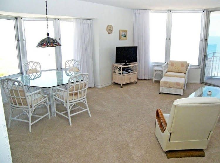 Surfside Club North Condominium0