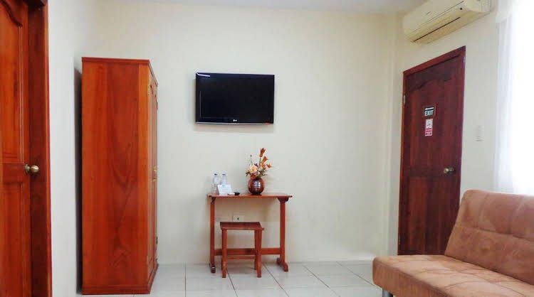 Villa Laguna2