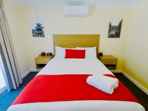 Queen Room with Balcony and Sea View (Adult only)