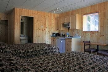 Harbourside Lodge4