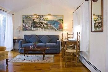 The Lightkeepers Inn0