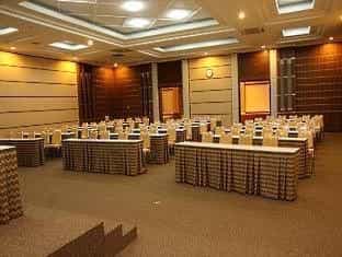 โรงแรมริยาดิพาเลซ โรงแรมริยาดิพาเลซ