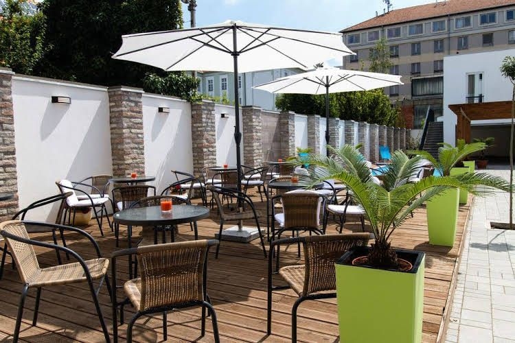 Auris Hotel0