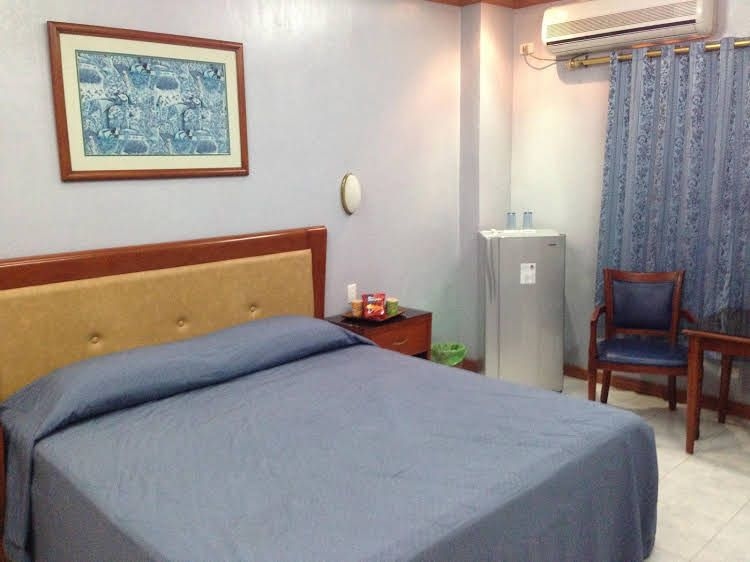 Pacific Breeze Hotel and Resort0