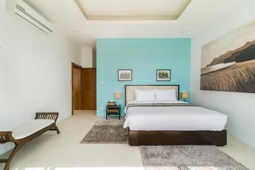 Villa with Sea View