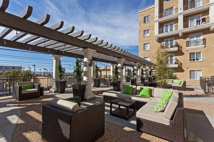 Close to Gaslamp and Convention Center1