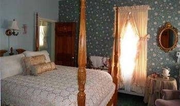 Abbey Lynn Inn Bed & Breakfast1