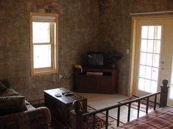 Poncho's and Lefty's Hideout2