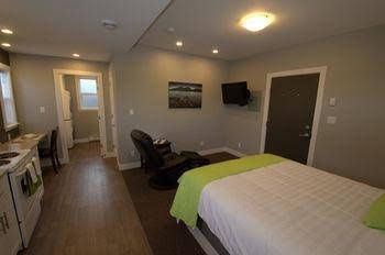 First Avenue Executive Suites3