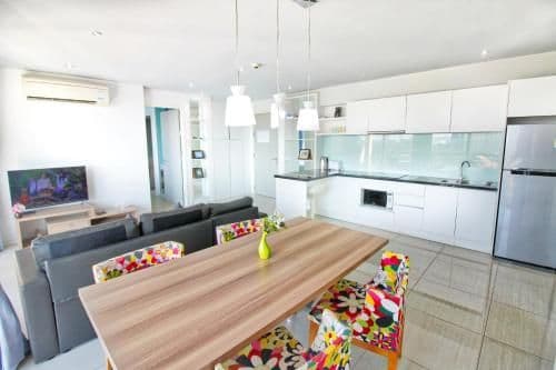 Deluxe Suite for 6 person with Sea View