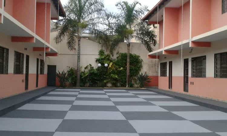 Hotel California Flats