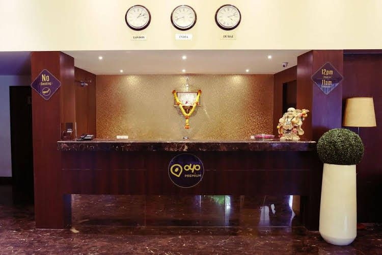 OYO Premium Chinchwad1