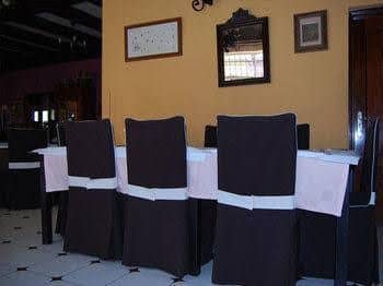 Hostal El Caseron Hostal El Caseron
