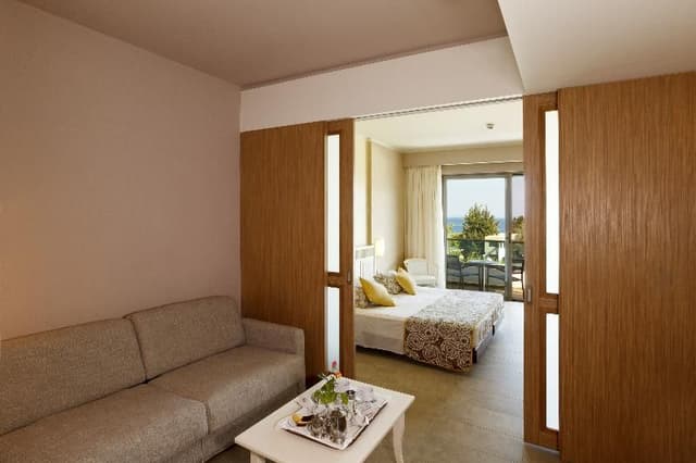 FAMILY ROOM SUPERIOR SEA VIEW