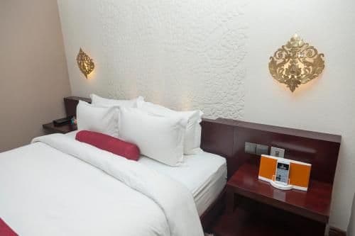 City Petite King Room