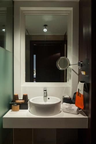 City Petite King Room