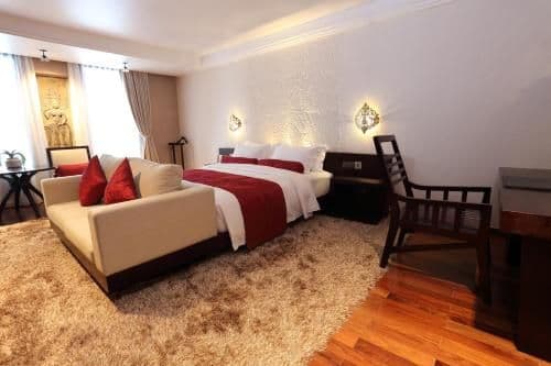 City Grande King Room