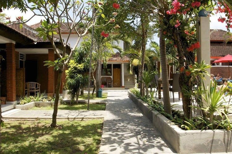 Ayu Lili Garden Hotel2