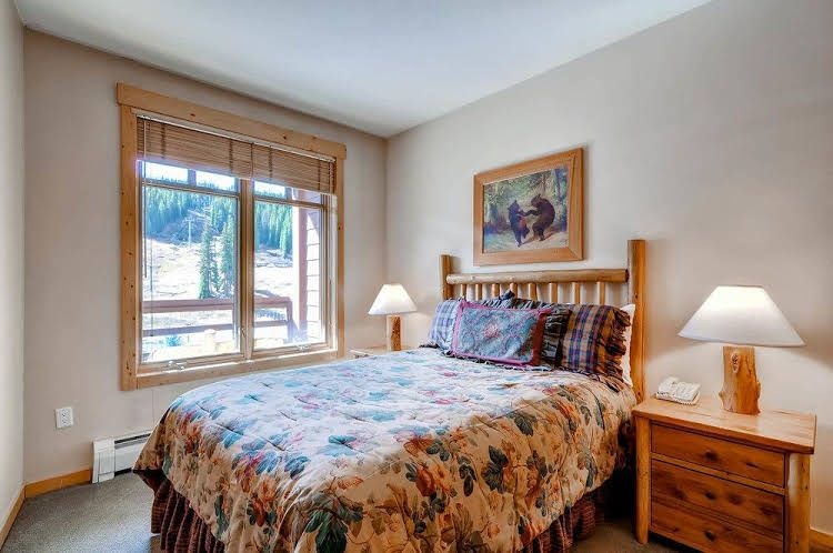 Covered Bridge At Center Village By Copper Mountain Lodging4
