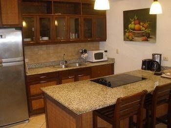Mango Condominiums0