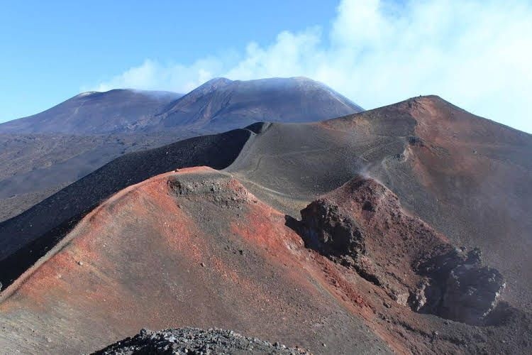 Etna Akme0