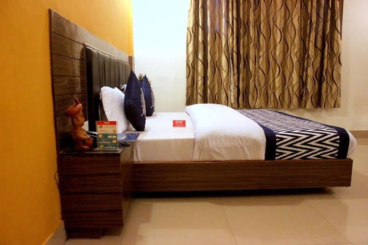 OYO Rooms Mussoorie Library2