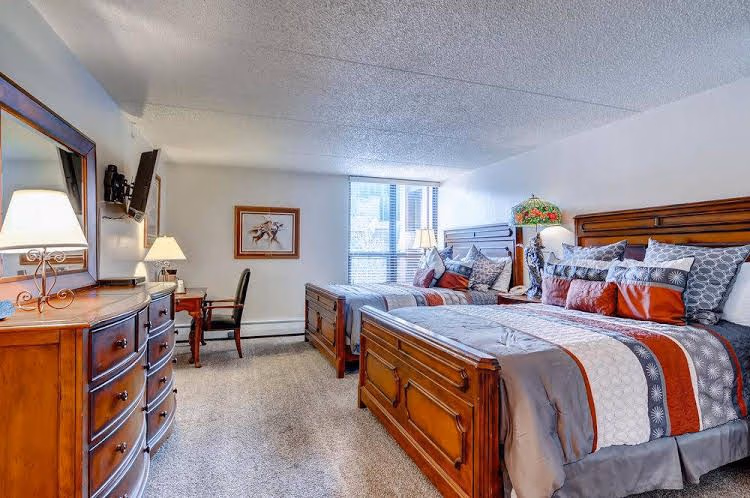 Mountain Plaza at Center Village by Copper Mountain Lodging1