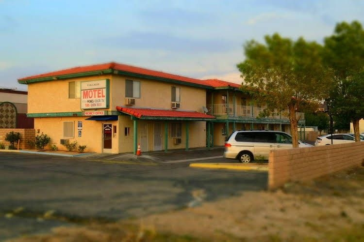 Mojave Village Inn3