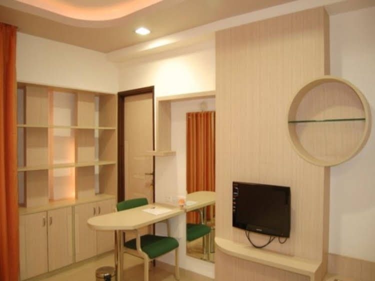 OYO Rooms Dhar Road3