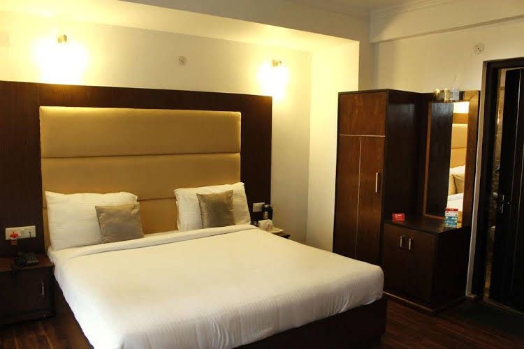 OYO Rooms Bhagsu Waterfall2