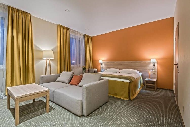 SkyEXPO Hotel1